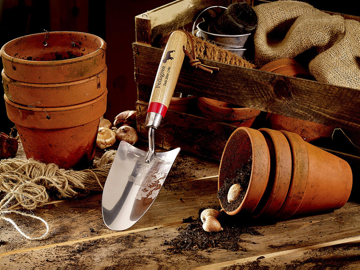 Bulldog Pedigree Stainless Steel V&A Hand Trowel