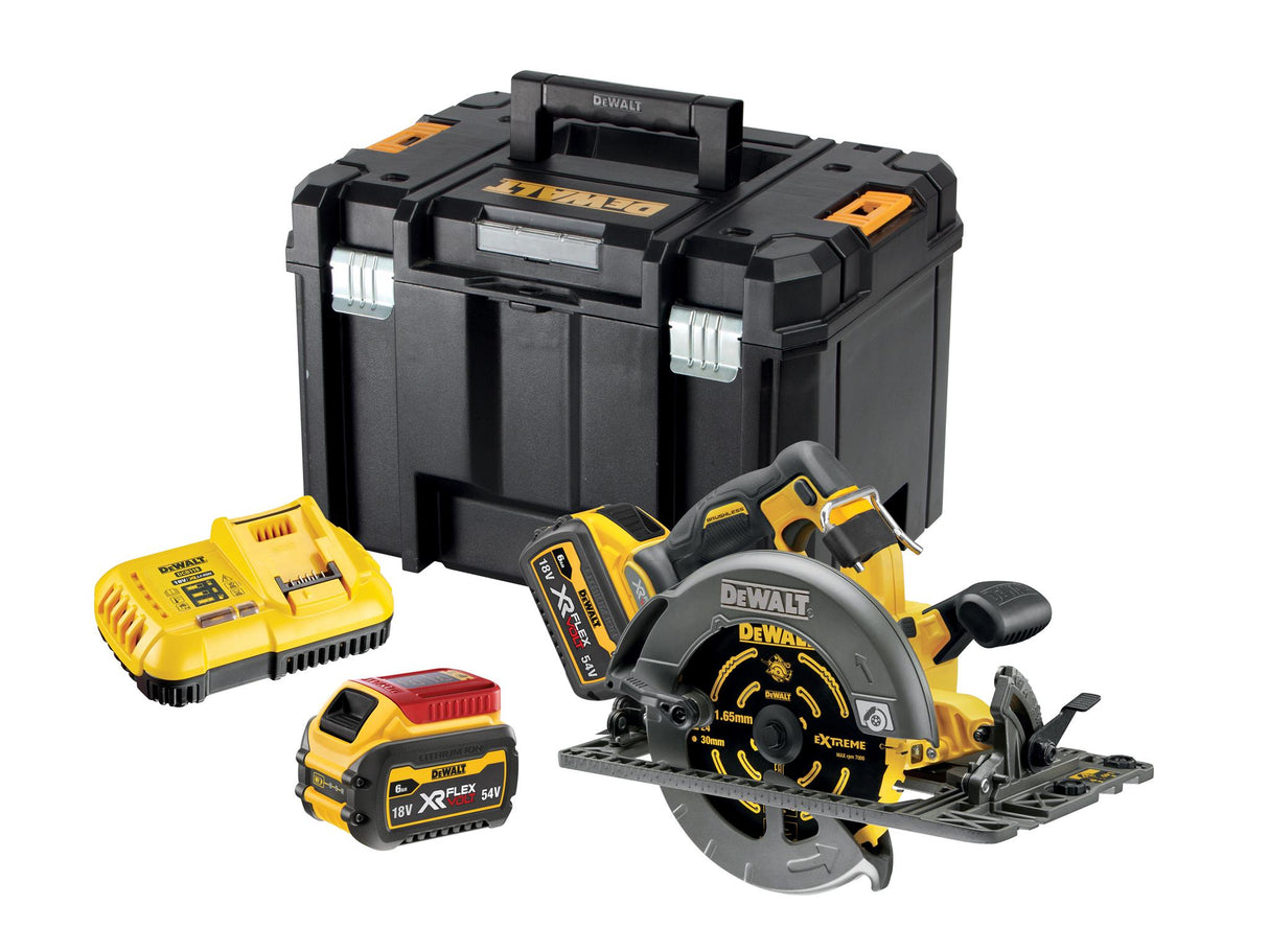 DEWALT DCS579 XR FlexVolt Circular Saw, 190mm