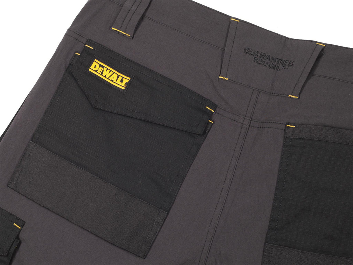DEWALT Hamden Holster Pocket Shorts