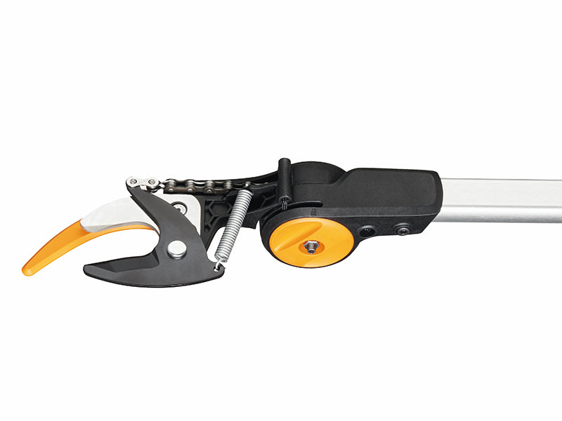 Fiskars UPX86 PowerGear X Telescopic Tree Pruner
