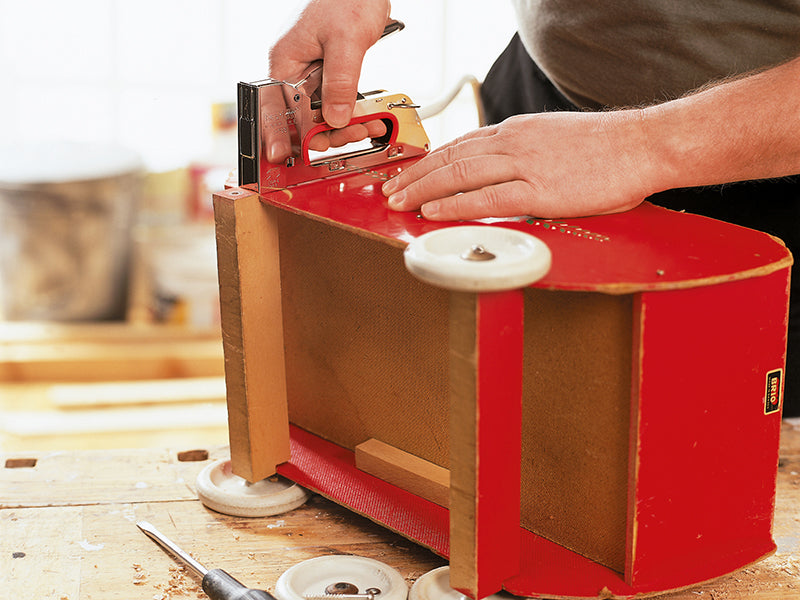 Rapid PRO Heavy-Duty Hand Tackers (6-8mm)