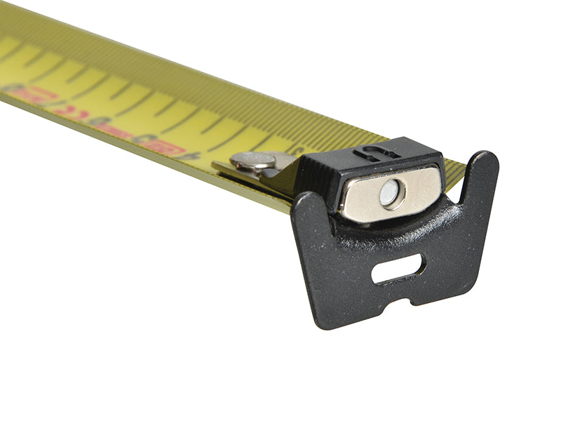 STANLEY® FatMax® Magnetic BladeArmor® Tape