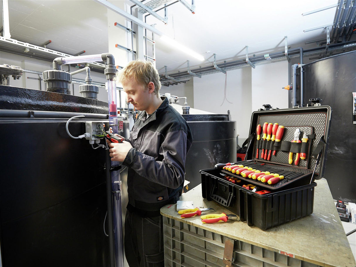 Wiha Competence XL electrician Tool Kit