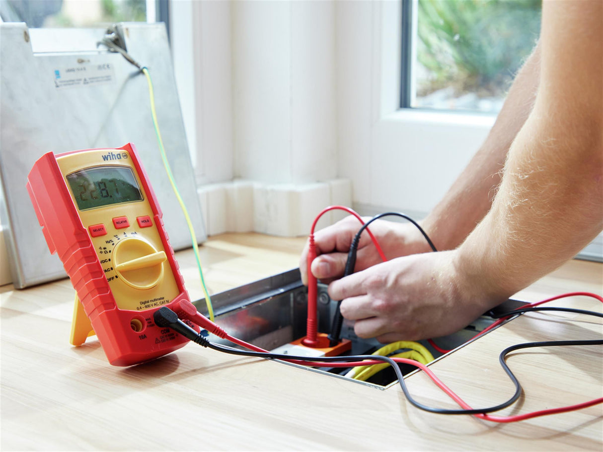 Wiha Digital Multimeter 600 V AC, CAT IV