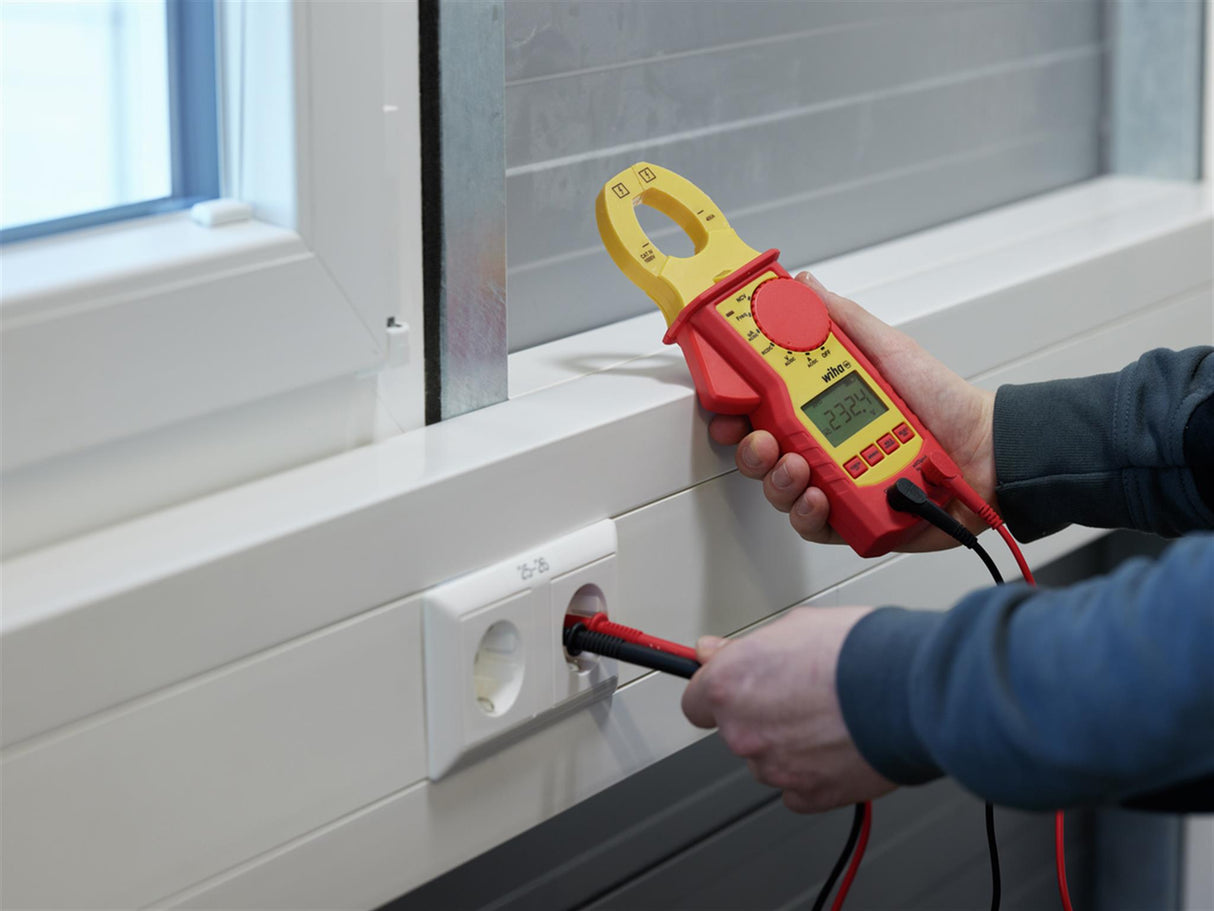 Wiha Clamp Meter 1