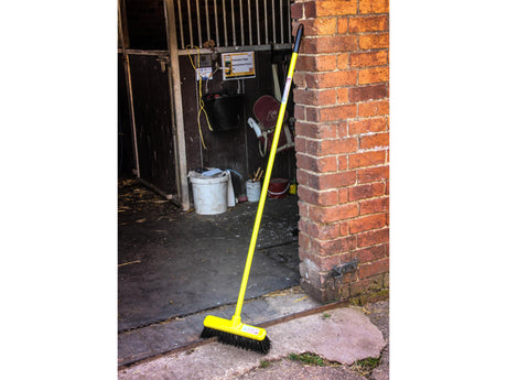 Red Gorilla Complete Gorilla Broom®