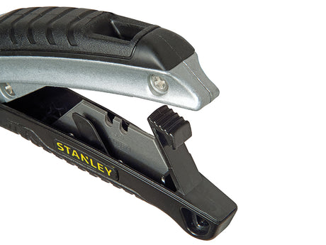 STANLEY® Instant Change Retract Knife