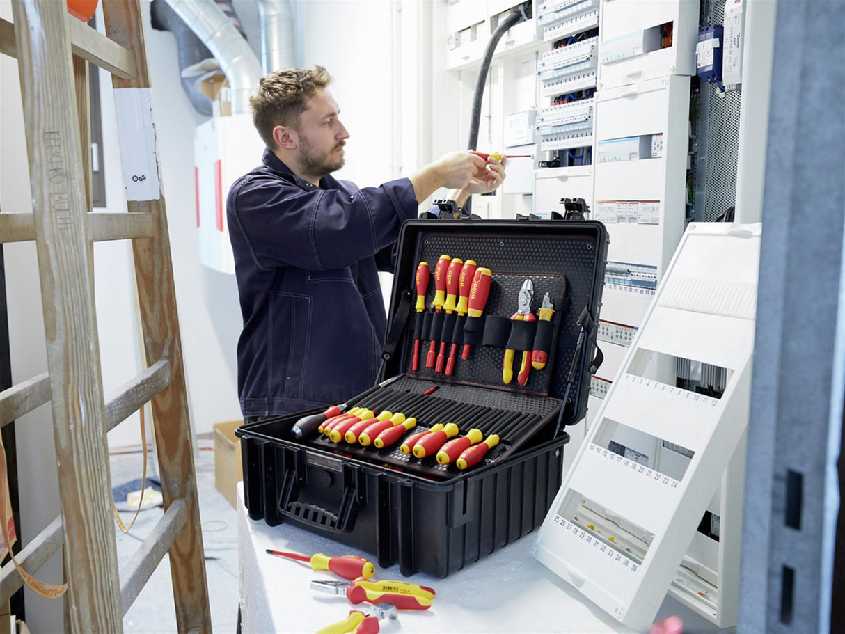 Wiha Competence XL electrician Tool Kit, 82 Piece (inc. Case)